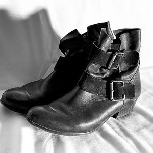 Women’s Paul Green boots size 7